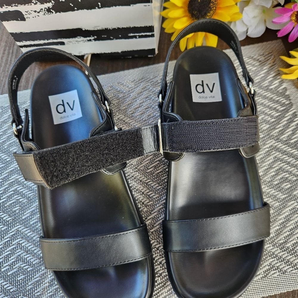 DV by Dolce Vita Women's Argyle Sandals Hoop-Loop Straps Comfy Footbed Size 7 - Picture 7 of 10